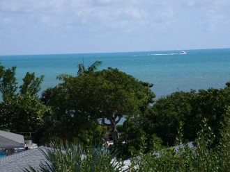 Carolina to Keys Spacious upgraded ocean view oasis #1