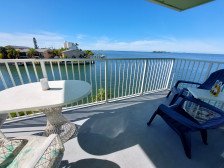 2 Bd Waterfront Living - and Sunset Views DISCOUNTED