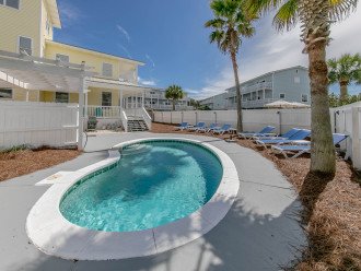 30A Beach House sleeps 18 Private Pool