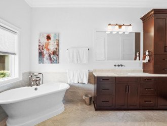1st Floor Grand Master King Suite Private Bathroom with Soaking Tub and Shower