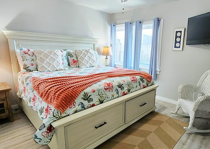 2 Bedroom House Rental in Panama City Beach, FL Booking 2024