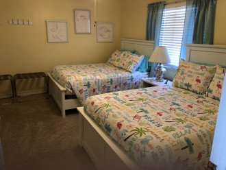 3rd bedroom w/ 2 full beds.