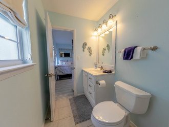 Bathroom Full bedroom