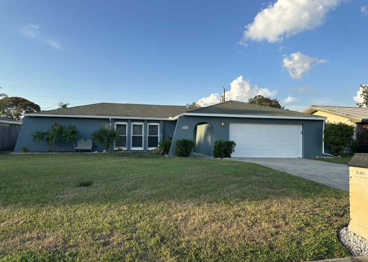 Home close to Indian Rocks Beach and Walsingham Park #1