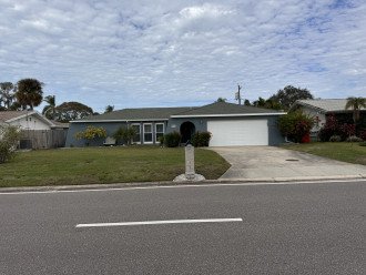 Home close to Indian Rocks Beach and Walsingham Park #3