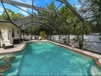 Fabulous pool home tucked away, near everything Sarasota offers and Siesta Key #5