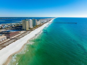 The famous Navarre Pier is only a short 10-15 minute walk from our unit