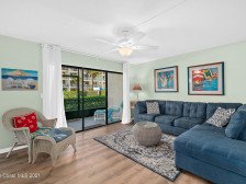Beachfront 2/2 in the heart of paradise - Pet Friendly