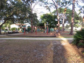 Children's Play Area - steps away at John Nolen Park