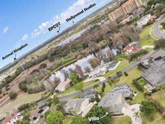 Gated community located 2 ½ Miles to Disney, ideal location.