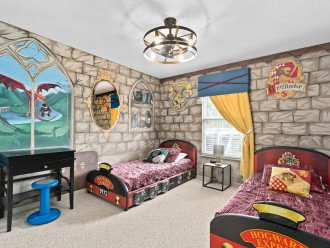 Hogwarts Hideout - Harry Potter room, hand painted. 2 Twin Beds - Desk & stool