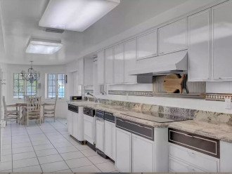 Kitchen with High End appliances and eat in kitchen