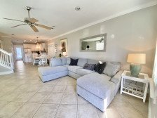 Sunnyside House with Shared Pool ~Short Stays Available!