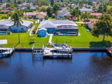 GULF ACCESS HOME WITH HEATED SALT WATER POOL
