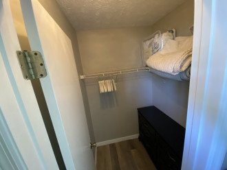 Guest bedroom 1 closet