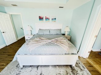 King bed in master suite