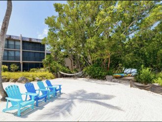 Renovated Ocean Front Property-2 Screened in patios w/ endless bay views & beach #50