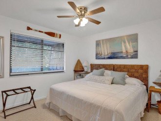Renovated Ocean Front Property-2 Screened in patios w/ endless bay views & beach #29