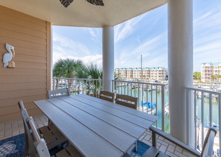 Ready for warm weather? Book a Ponce Inlet Marinafront condo at Harbour Village #1