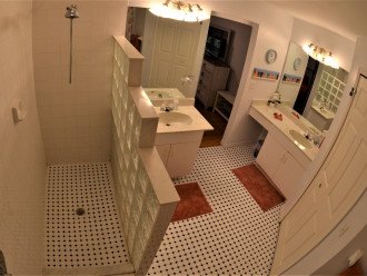 MASTER BATH ROOM Walk in shower vanities , toilet.