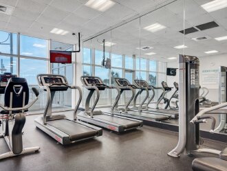 BEACHFRONT DLX View @! Pool/Hotub/Gym + FREE Perks #1