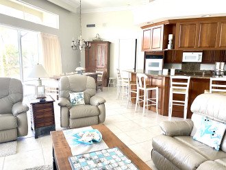 Beautiful Marco Island Home on Canal-Walk to Tigertail Beach! Avail Apr 3, 2024 #10