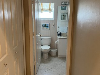 ACCESS TO GUEST BATH FROM HALLWAY