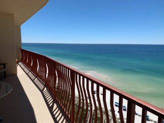 Extra large corner balcony to watch dolphins playing in the surf!