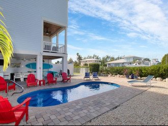 "Get Hooked" Waterfront Sombrero Beach 30 ft dock and private pool #24