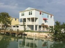 "Get Hooked" Waterfront Sombrero Beach 30 ft dock and private pool
