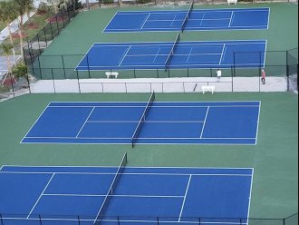 Brand new tennis and pickleball courts
