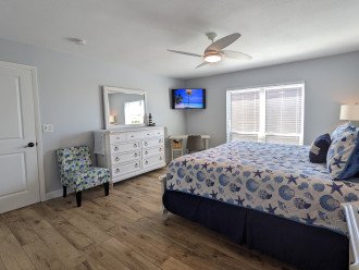 Dolphin's Lookout - Master Bedroom