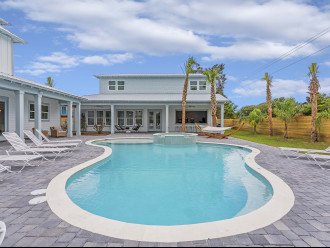 Poseidon's Palace- Brand New Luxury Home- Private Pool Free 6 Seater Golf Cart! #1