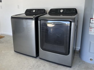 Full sized washer & dryer for your use. Laundry pods supplied.