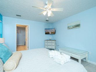 Bedroom with King Bed and Flat TV Screen