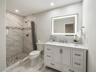 Guest bath with walk in shower