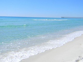 Blue water, White sand, these are trademarks of the Gulf of Mexico