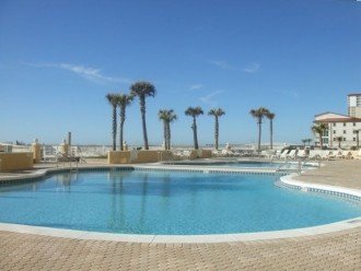 Ocean Front, sprawling pool deck, steps away from Gulf of Mexico