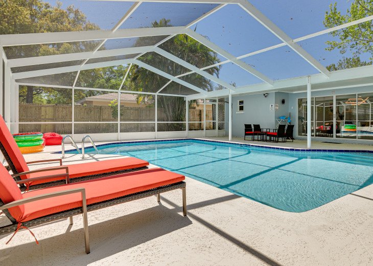 *Forever Friday* -Fully Renovated 3/2, HEATED POOL #1