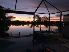 **ANCHORS AWAY**LAKE VIEWS 2021 SMART HOME C/W SALT WATER POOL AND SPA
