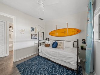 Surf Bedroom: Twin/ Twin Daybed.