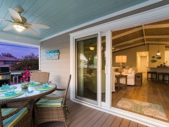 Outdoor Front Porch screen less, stunning views of the Gulf of Mexico Sunsets!