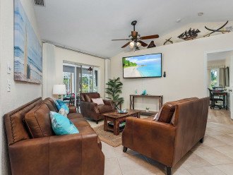 LIVING ROOM (65" smart TV, family and adult board games, free high-speed WI-FI)