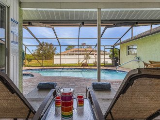 Backyard Oasis with large heated Saltwater Pool - Villa Water' s Edge - #41