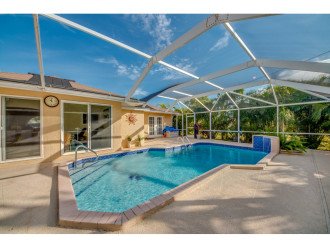 Family Friendly Pool Home for you and the Fur Baby - Villa Hideaway - Roelens #1