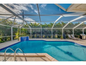 Family Friendly Pool Home for you and the Fur Baby - Villa Hideaway - Roelens #1