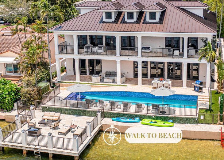 Modern Coastal villa par-excellence. Observe as the yachting capital of the world reveals itself from this three-story villa on the edge of Harbor Inlet overlooking the Port Everglades waterway.