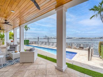 Observe as the yachting capital of the world reveals itself though floor to ceiling windows, from the heated pool, the deck featuring a fire pit or even from the private beach.