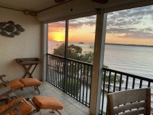 Bay View Tower #233 Spacious 2 Bed Condo With Sunset & Beach Views From