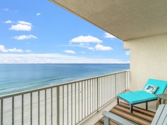 Amazing views for the Gulf of Mexico from this spacious balcony